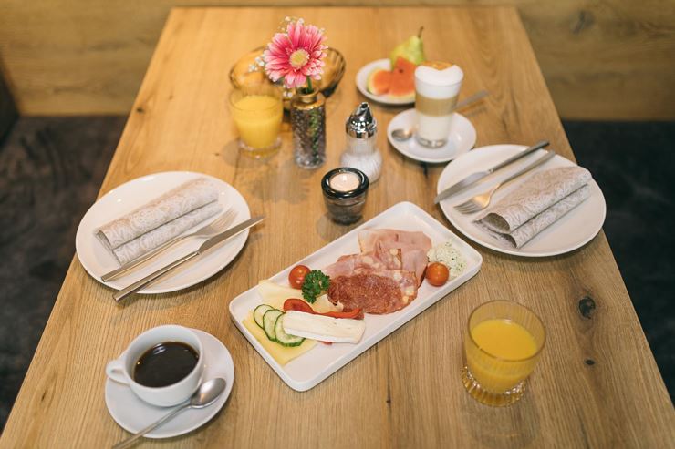 Auracher Löchl Geniesser-Frühstücksbuffet