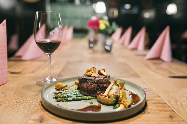 Auracher Löchl Kulinarik - Steakessen