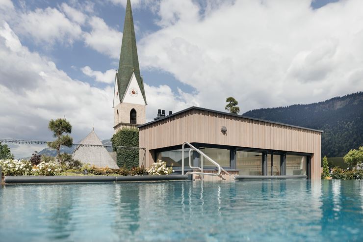 Juffing Hotel & Spa - Infinity-Whirlpool